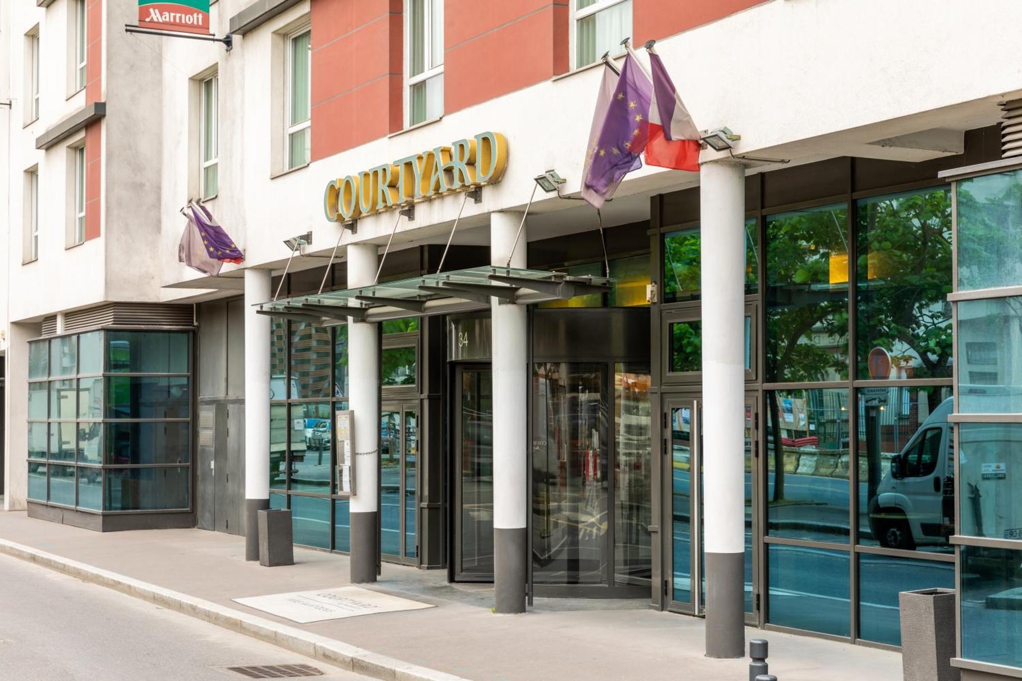 מלון Courtyard By Marriott Paris Saint Denis מראה חיצוני תמונה
